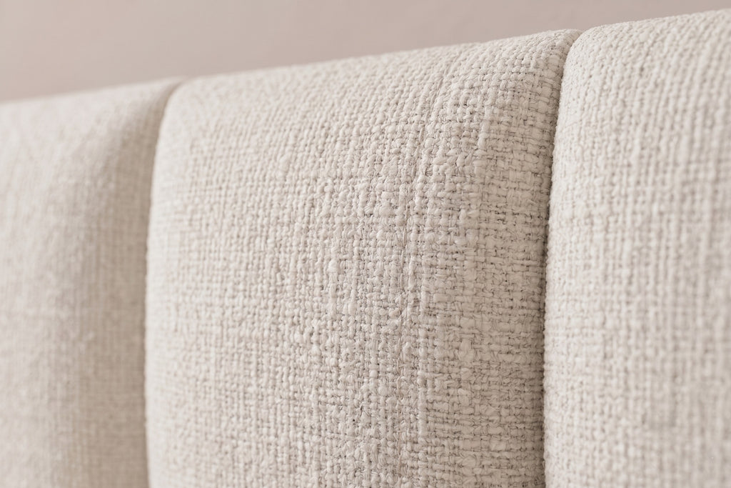 Boxspring Bari | Beige met 8 cm Topper